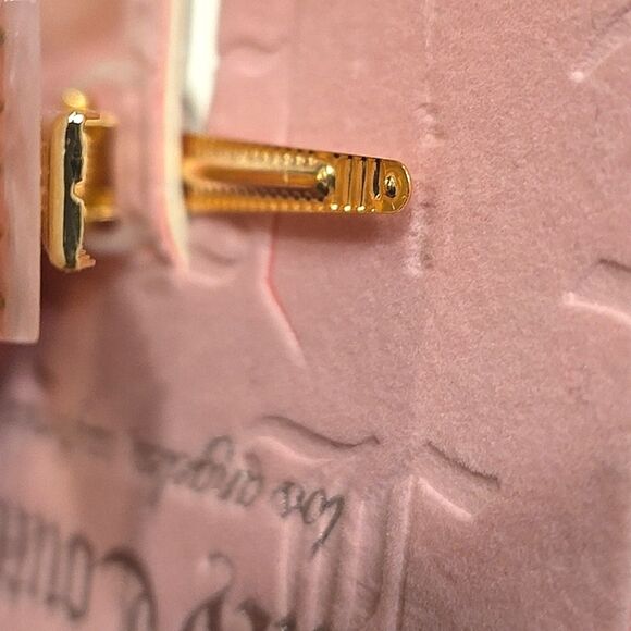 Juicy Couture 3-PC Logo Rhinestone Clip Barrett Set - Picture 6 of 6